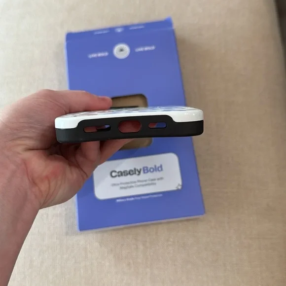 CASELY Bold+MagSafe IPhone 14 Pro Max Case NWT - Picture 7 of 11